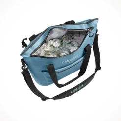 Camelbak ChillBak® Tote 18 L Soft Cooler With Fusion 3 L Group Reservoir -Outdoor Sports Shop Camelbak chillbak Tote 18 Soft Cooler 3L adriatic Blue Alt1