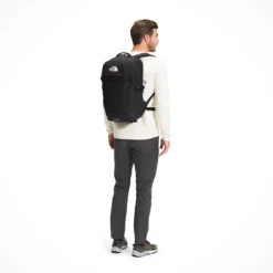 The North Face Recon -Outdoor Sports Shop Camping Backpacks TNF Recon TNF Black TNF Black Model