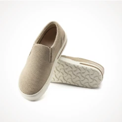 Birkenstock Oswego Canvas — Women's -Outdoor Sports Shop Footwear Birkenstock Womens Oswego Canvas Sandcastle Iso 2