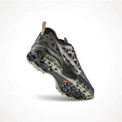 La Sportiva Bushido II — Men's 11 La Sportiva Bushido II — Men's -Outdoor Sports Shop Footwear LaSportiva Mens Bushido II Black Clay Step