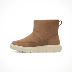 Sorel Explorer III Slip-on WP — Women's -Outdoor Sports Shop Sorel Explorer III Slip On WP Velvet Tan Womens 2024 Left