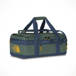 The North Face Base Camp Voyager Duffel 42L -Outdoor Sports Shop TNF Base Camp Voyager Duffel 42L Duck Green Shady Blue Hero